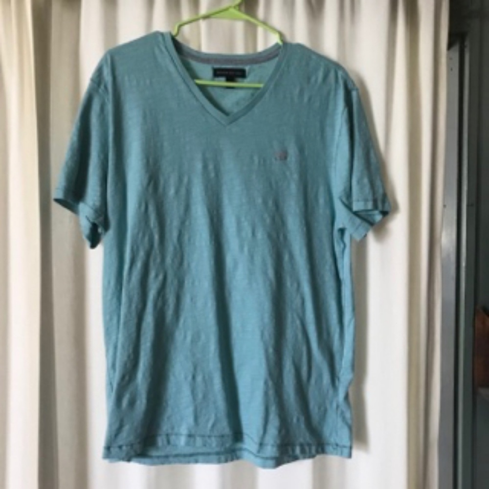 Banana Republic Slubby V-Neck Short-Sleeve Tee